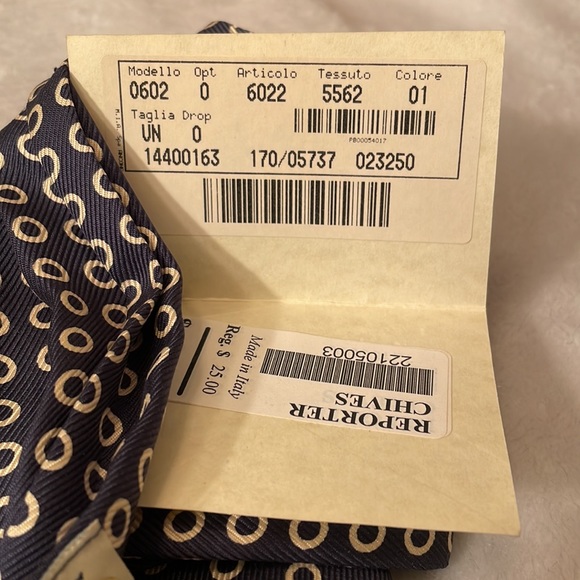 Reporter neckerchief - Picture 2 of 8